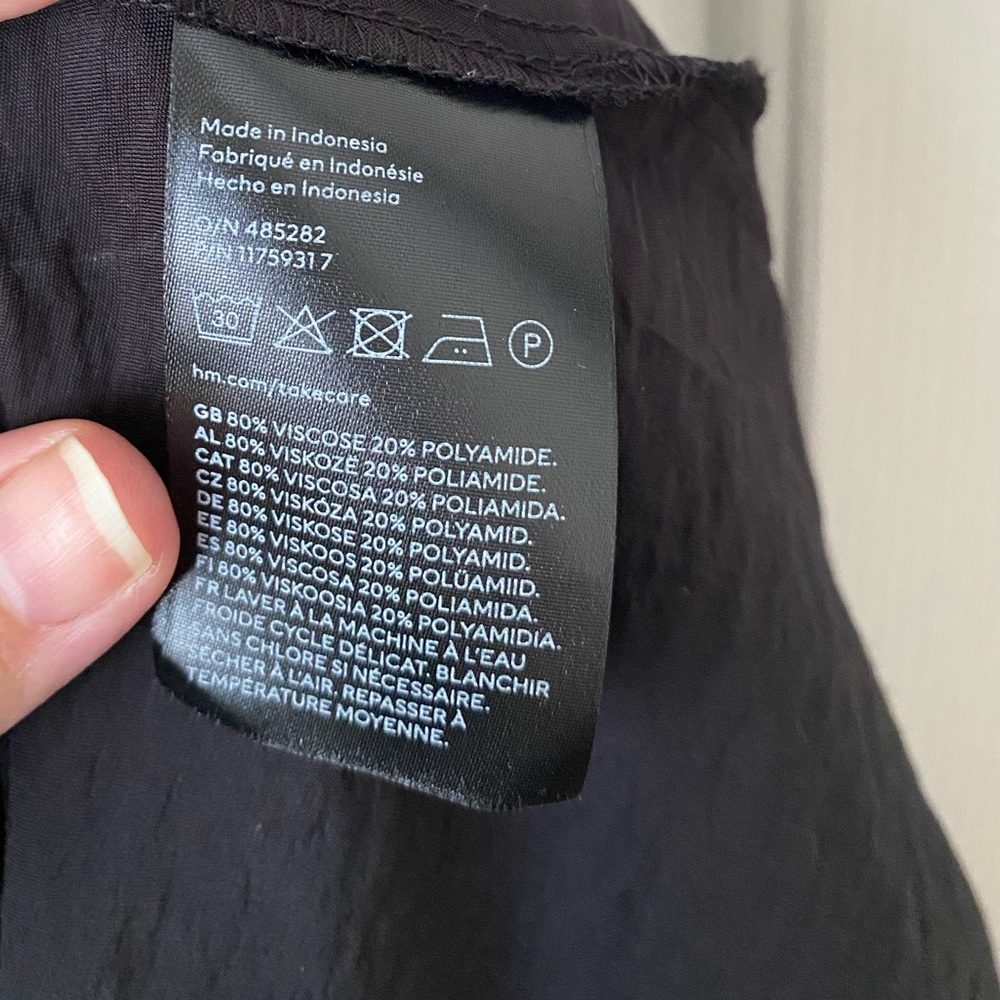 H&M Drawstring-Detail dress - Picture 9 of 9